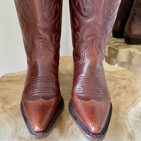 ✨SOLD✨ Vintage Leather Embroidered Cowboy Western Boots in Mahogany Brown - 6 - Picture 3 of 5